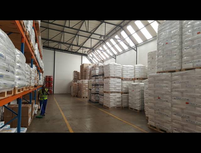 1,040M² WAREHOUSE TO LET IN KILLARNEY GARDENS